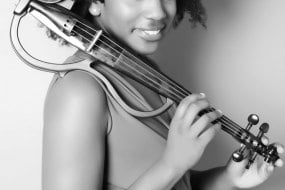 Iyanna Monique - Solo Violinist
