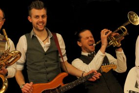 The Crazy Knights Party Band