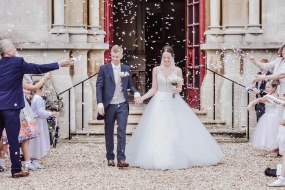 Love Shots Wedding Photographers  Profile 1