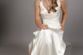 Lauren Rose Makeup and Beauty Bridal Hair and Makeup Profile 1
