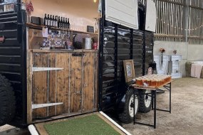 The Red Lion Horse Box Mobile Wine Bar hire Profile 1
