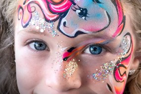 Face painting & Body art by Ulianka - Aberdeen Glitter Bar Hire Profile 1