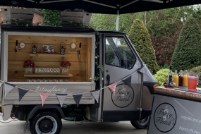 Fancy Flutes Mobile Wine Bar hire Profile 1