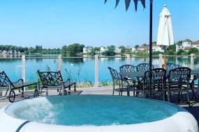 Hullabaluxe Event Hire Hot Tub Hire Profile 1