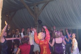 Wedding DJ Steve Dee www.mobiledjstevedee.co.uk