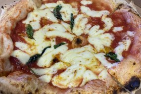 Taste of Naples Pizzeria  Street Food Vans Profile 1