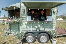 Saddle and Flute Horsebox Bar Hire Profile 1