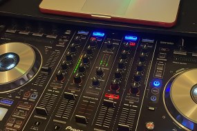 Devante Dubz Entertainment Bands and DJs Profile 1