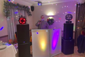 Ronnies Disco & Entertainments Bands and DJs Profile 1