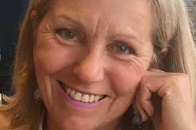 Hilary Kennedy Wedding Celebrant Hire Profile 1