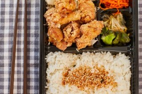 Hungry Chicken Mobile Catering Mobile Caterers Profile 1