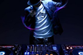 DJ Evan Kilmartin  Lighting Hire Profile 1