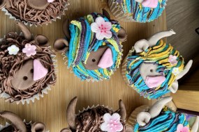 The Mad Hatter Bakes Cupcake Makers Profile 1
