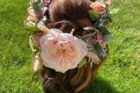 Zoe Bidwell Bespoke Event Flowers  Wedding Flowers Profile 1