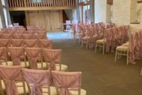 Haybales and Chandeliers Ltd Flower Wall Hire Profile 1
