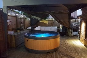 Hot tub with Gazebo