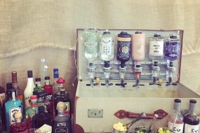 Nickynoo Quirky Mobile Bars Mobile Gin Bar Hire Profile 1