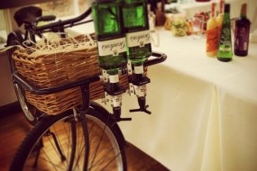 Nickynoo Quirky Weddings and Events
