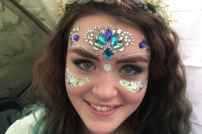 Pretty Little Faces Decorations Profile 1