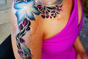 Oodles of Doodles  Body Art Hire Profile 1