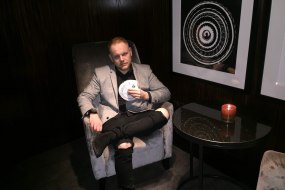 Mattiello Magic Leeds Yorkshire Magician Magicians Profile 1