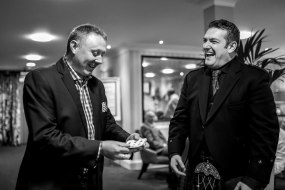Darren Robinson Wedding Magician Table Magician
