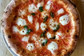 Napoli Wood Fired Pizza