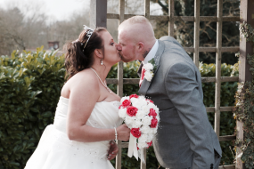 Laura Hirons Photography Wedding Photographers Profile 1