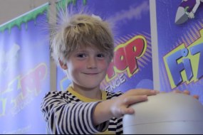 Fizz Pop Science Clown Hire Profile 1