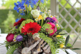 Kelly & Hicks Flower Wall Hire Profile 1