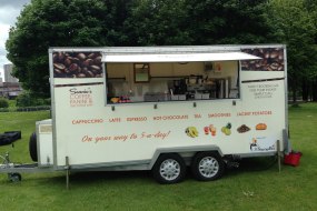 Seanio's Coffee Panini and Smoothie Bar Hot Dog Stand Hire Profile 1