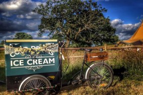 Plum Honeychurch & Her Ice Cream Tricycle Ice Cream Cart Hire Profile 1