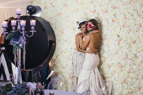 Feather and Fox Photo Booth Hire Profile 1