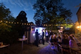 Liquorbox Horsebox Bar Hire  Profile 1