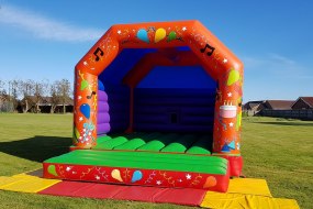 Grand Castles Inflatable Fun Hire Profile 1