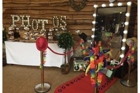 Picture Cabin Magic Mirror Hire Profile 1