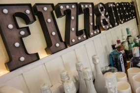 Fizz & Tonic Mobile Bar Hire Profile 1
