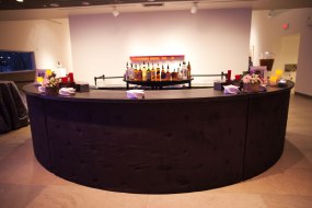 Curved event bar