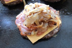 Lottie's Kitchen Burger Van Hire Profile 1