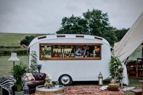 Thirsty Nomad Prosecco Van Hire Profile 1