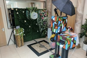 Mosaic Photo Booth Balloon Decoration Hire Profile 1