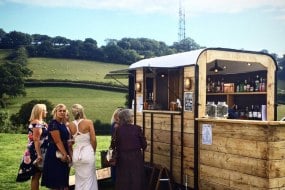 The Liquor Box Horsebox Bar Hire Profile 1