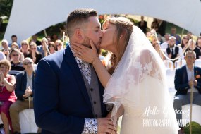 Hello Gorgeous Photography Wedding Photographers Profile 1