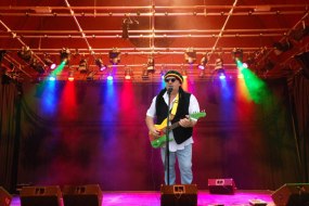 Kevin Finnigan Entertainer 60s Cover Bands Profile 1