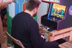 R-Cade Hire Video Game Parties Profile 1