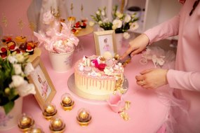 Atiya's Decor Lounge Decorations Profile 1