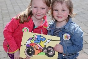 Simply Crafting Children's Entertainers Profile 1