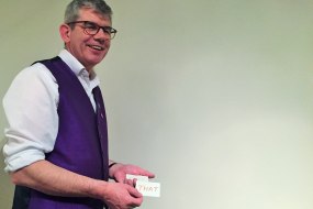 Gordon Wardle Magician Magicians Profile 1