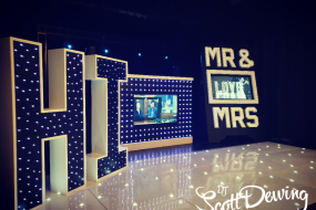 Little Easton Manor Wedding Show