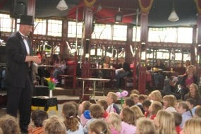 The Professor Palmermoff Magic Show Children's Entertainers Profile 1